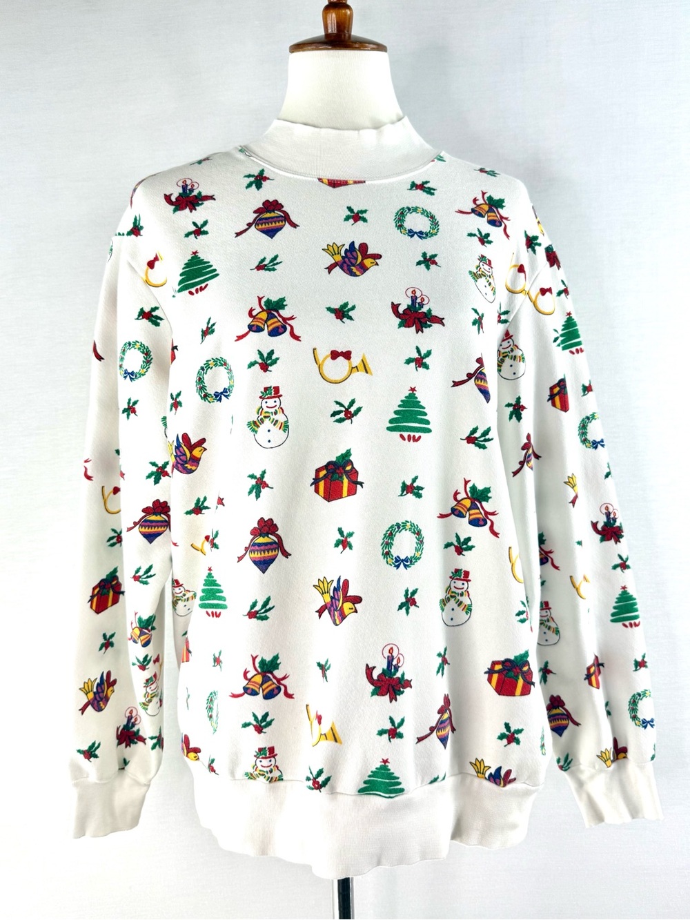 Aileen Vintage White Holiday Print Mock Neck Christmas Sweatshirt